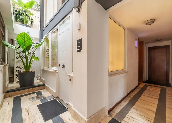 Joivy Borghese Luxury Apartament *