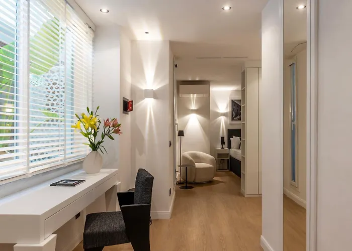 Joivy Borghese Luxury Apartament