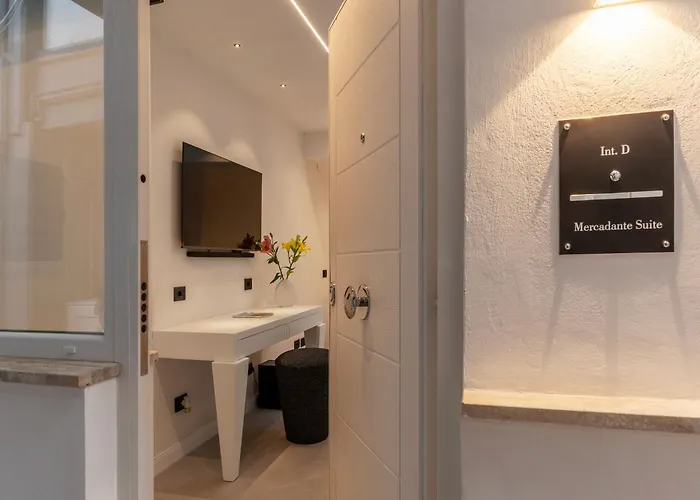Joivy Borghese Luxury Apartament